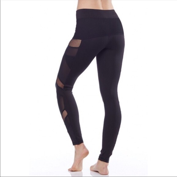 Electric Yoga Mesh Panel Leggings - Picture 2 of 4